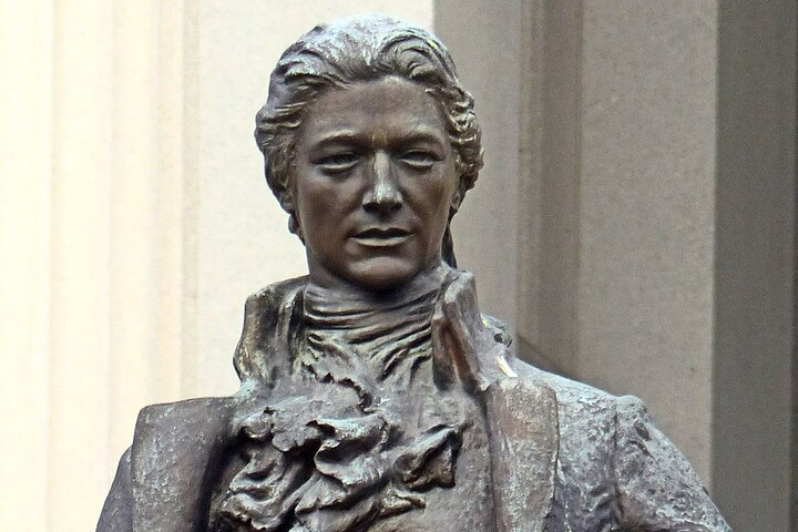 Alexander Hamilton: Warrior and Financier Walking Tour - Photo 1 of 5